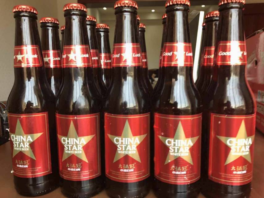 青岛大满冠啤酒全国招商，财富热线18363656668