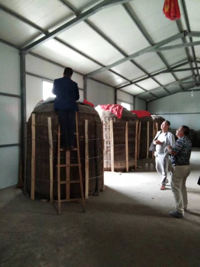 （關中郎酒）凤香原浆，纯粮酿造。
招商电话18191900505