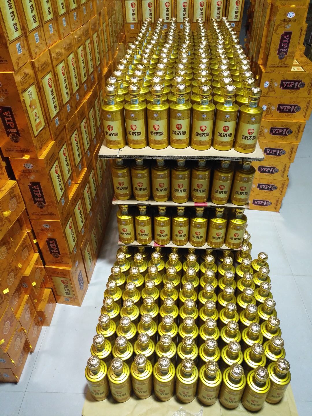 ┏┈┈┄┈┈┈┈┈┈┓
?   定制酒核心优势   ?
┗┈┈┈┄┈┈┈┈┈