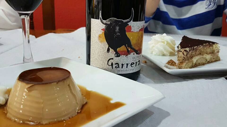 西班牙原装进口红酒，口感纯正，价格美丽
需要的速度联系18615080509