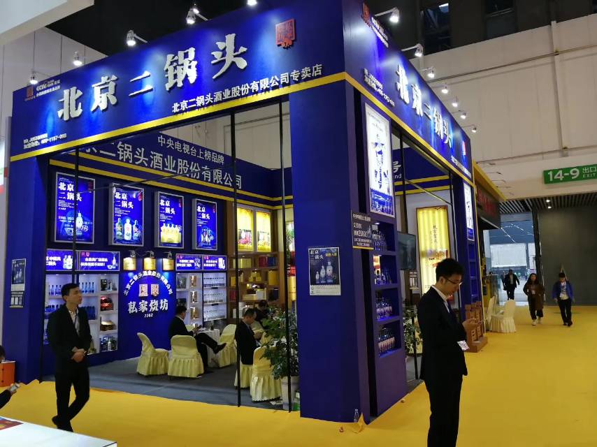 想賺錢(qián)，不需要去問(wèn)別人，如果親戚朋友的意見(jiàn)都有用，那么他早飛黃騰達(dá)，事業(yè)有成有豪