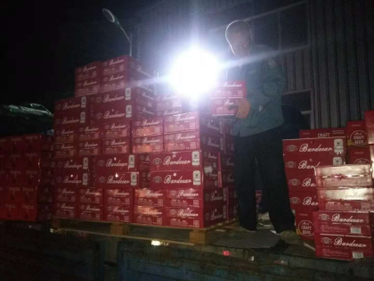 巴帝亞，連夜裝車發(fā)貨