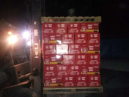 英國蘇啤酒??連夜裝車發(fā)貨????