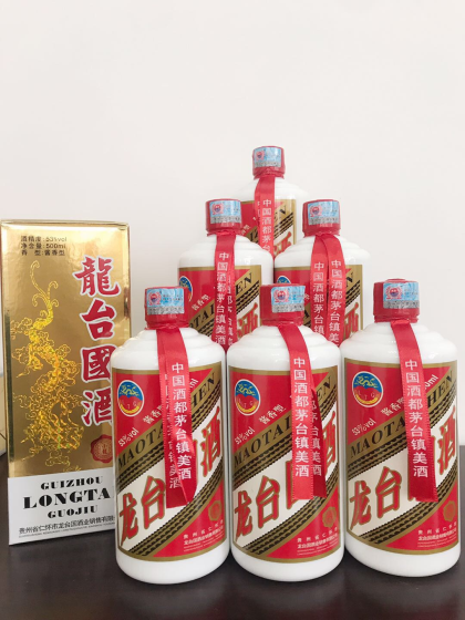 不是好酒不推荐，虽然不能堪比（茅台），
          但是它的味道让您回味