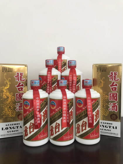 不是好酒不推荐，虽然不能堪比（茅台），
          但是它的味道让您回味