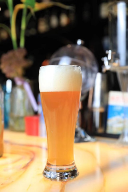 小麦白啤原浆！青岛博克精酿啤酒，15621606966