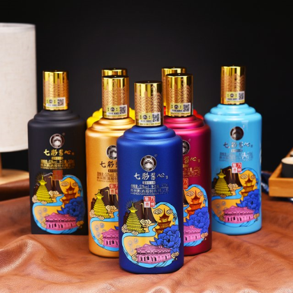 七彩醬心，匠心之作，打造貴州特色文化產(chǎn)品，開(kāi)啟白酒禮品新時(shí)代，招商熱線18212159180
