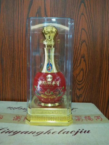 瀏陽(yáng)河酒給你意向不到的價(jià)格，給您意向不到的驚喜。一首名歌唱響海內(nèi)外，一瓶美酒傳承