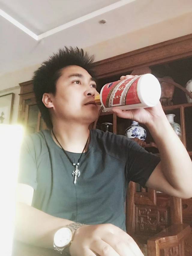 春节前可以享受到补贴百分之二十，并且一期宣传册会有参展单位介绍发给会员采购单位的