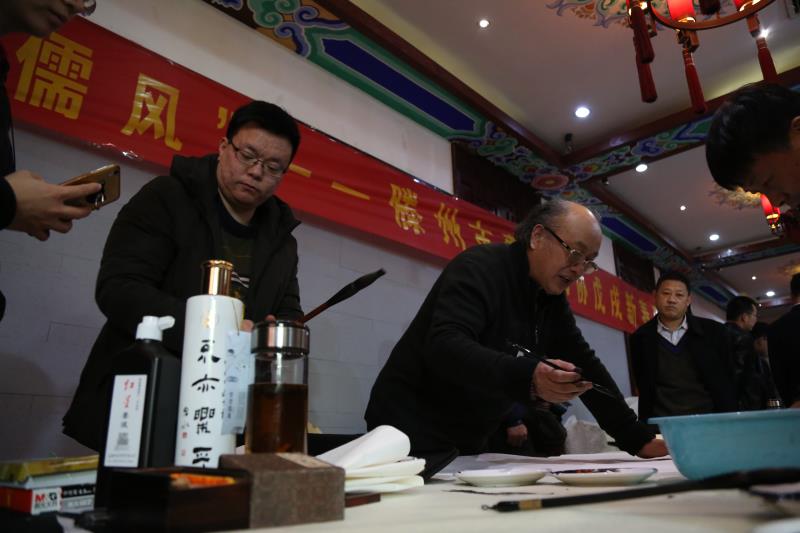 孔府宴儒風(fēng)酒，儒家文化，書(shū)法藝術(shù)，獲獎(jiǎng)酒液，山東省省長(zhǎng)杯工業(yè)設(shè)計(jì)大獎(jiǎng)，誠(chéng)邀您的加