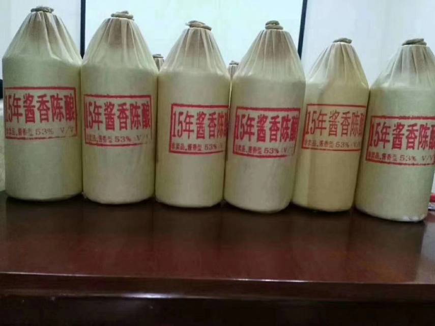 廠家基酒，貼牌加工，個性定制，品牌代理