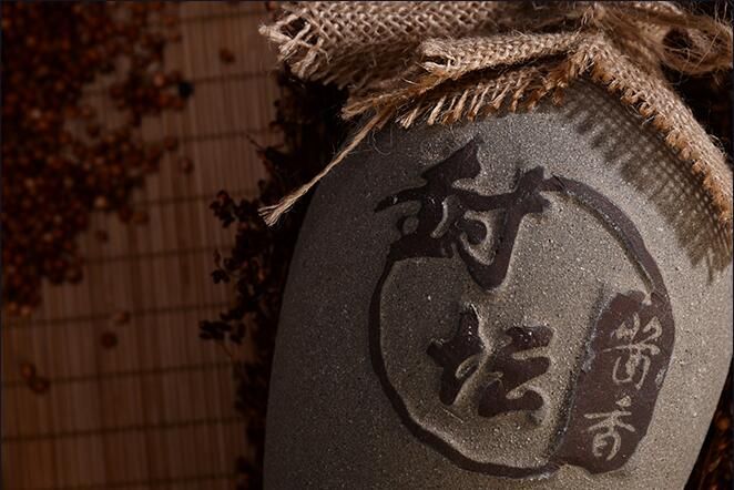 有量的朋友看过来，物美价廉，厂价一手货源，130一箱的到岸价，一箱6瓶，一斤装一