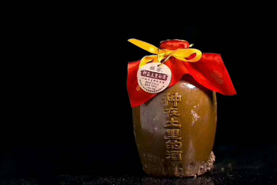 贵州省仁怀市聚强酒业有限公司：专业酱酒销售总监：邹洪刚，现在优惠还有一个星期结束