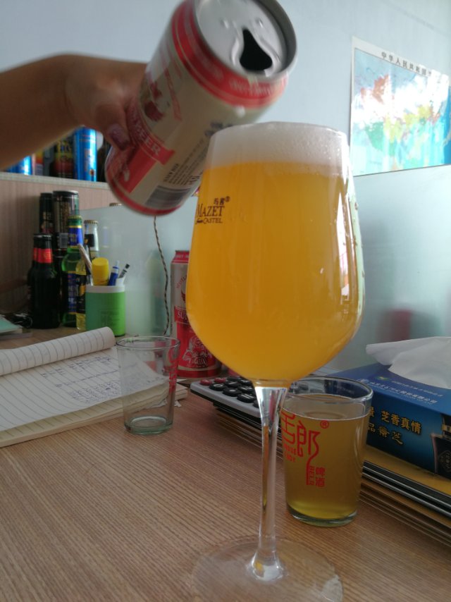 我们敢与最好的啤酒比质量！15621606966