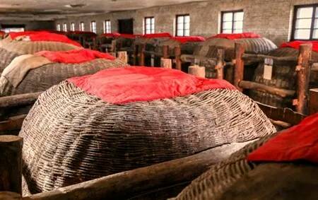 西凤酒，中国四大名酒，西凤酒贵妃醉酒是西凤酒核心产品，纯粮酿造，欢迎品鉴