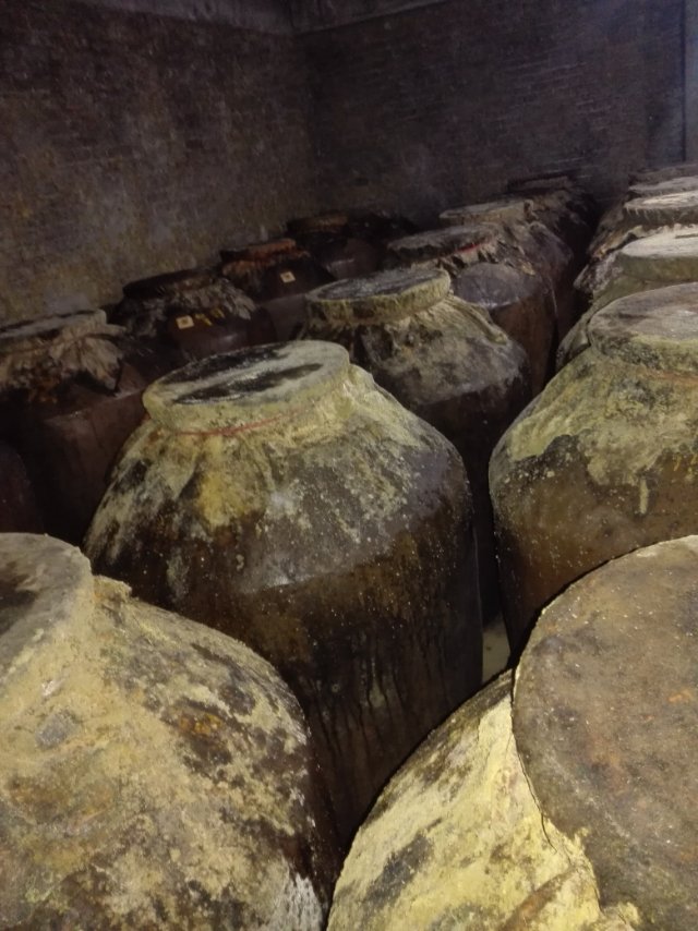 窖藏老酒，纯粮酿造，各种礼品酒招商