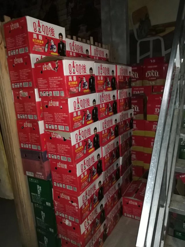 國慶節(jié)，中秋節(jié)雙節(jié)將至，8090后啤酒火爆備貨中
