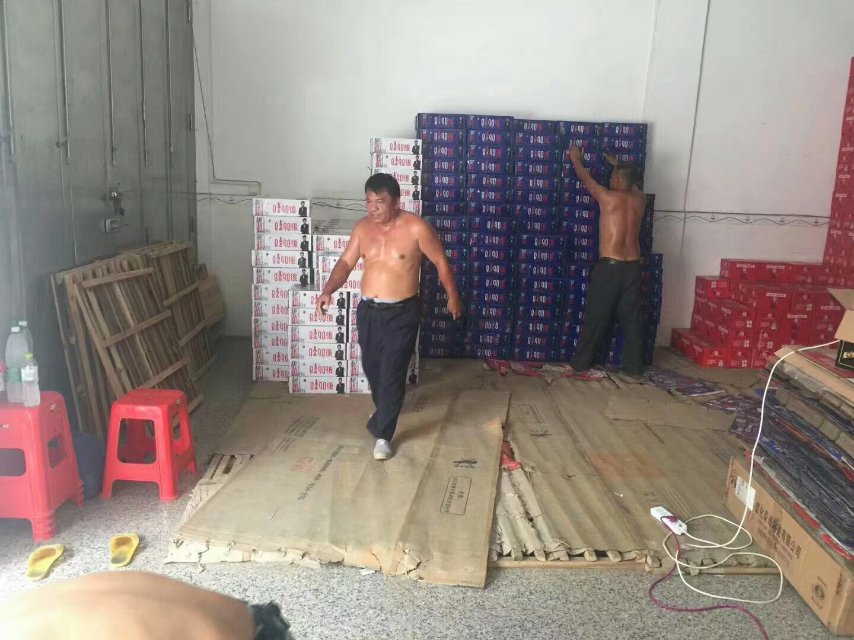 國慶節(jié)，中秋節(jié)雙節(jié)將至，8090后啤酒火爆備貨中
