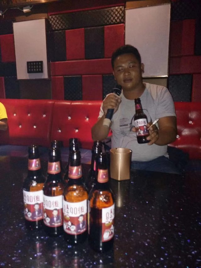 8090后啤酒專做夜場(chǎng)啤酒，8090后與青春一起嗨