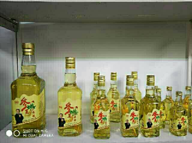 人參酒廠家，招全國空白區(qū)域經(jīng)銷商。鮮參與美酒一對(duì)一絕配，每瓶窖藏美酒都有專屬的一