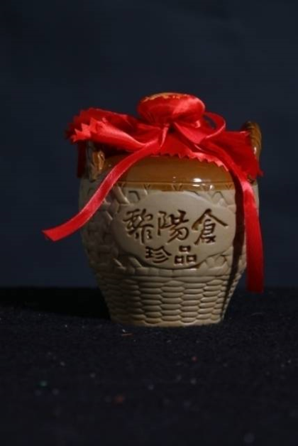 中國(guó)傳奇，北方黃酒。雙黃國(guó)粹黃酒，黃酒中的“XO”，35度黃酒國(guó)內(nèi)開(kāi)創(chuàng)者！雙黃黃