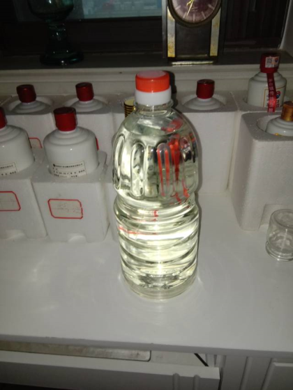 荷花酒，江苏双沟桶装酒