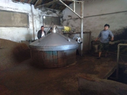 五糧大曲原漿酒，原汁原味，