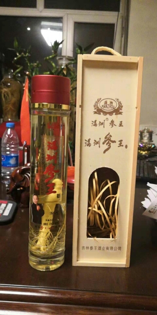 成都，我和趙雷一起在等你。全國春季糖酒會成都3月15日—20日吉林參王酒業歡迎您